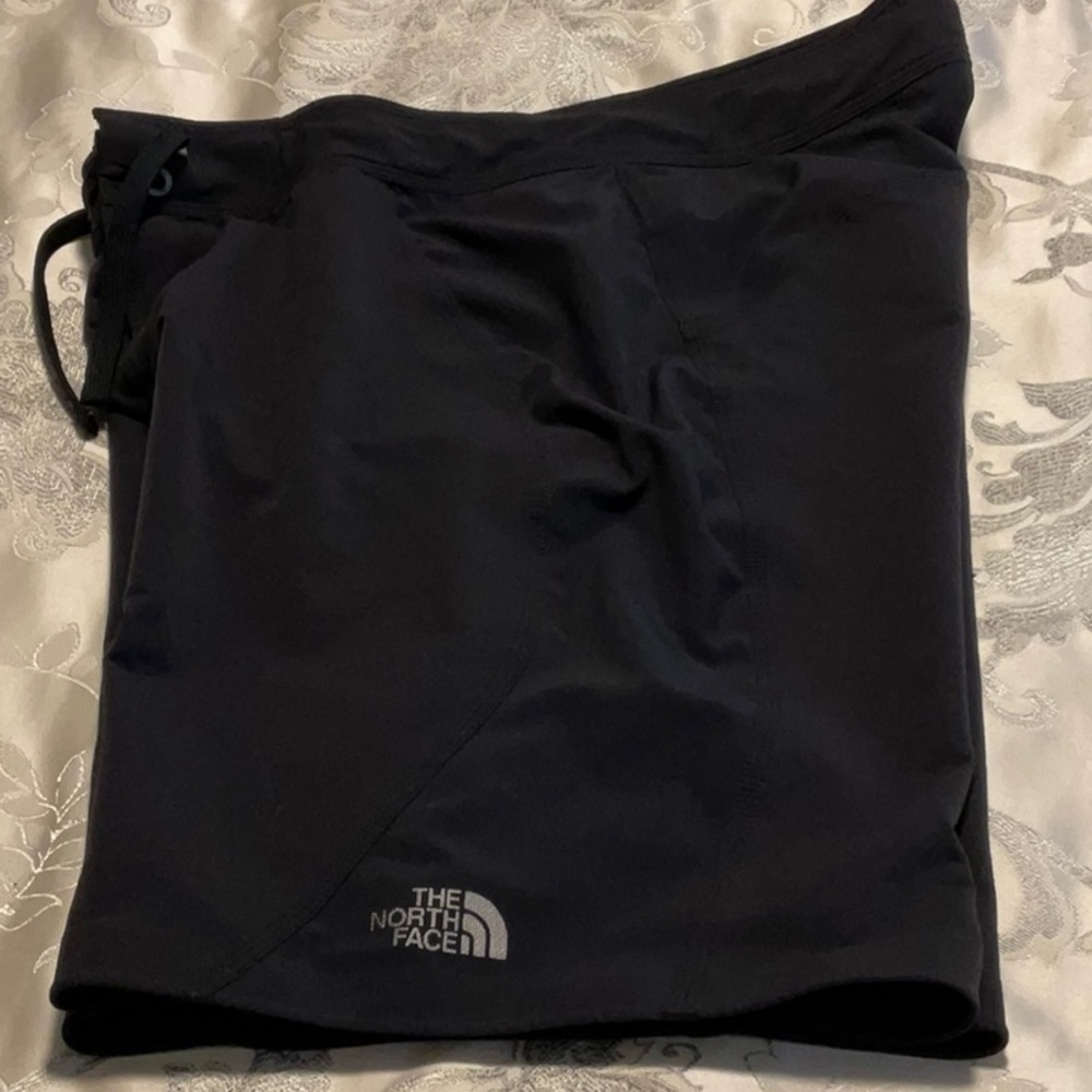 The North Face Men’s Board Shorts 32